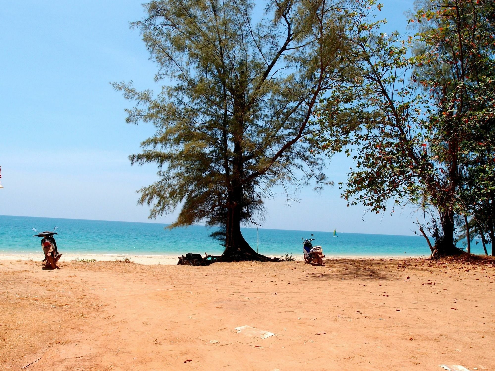 Raven Blue Ko Lanta